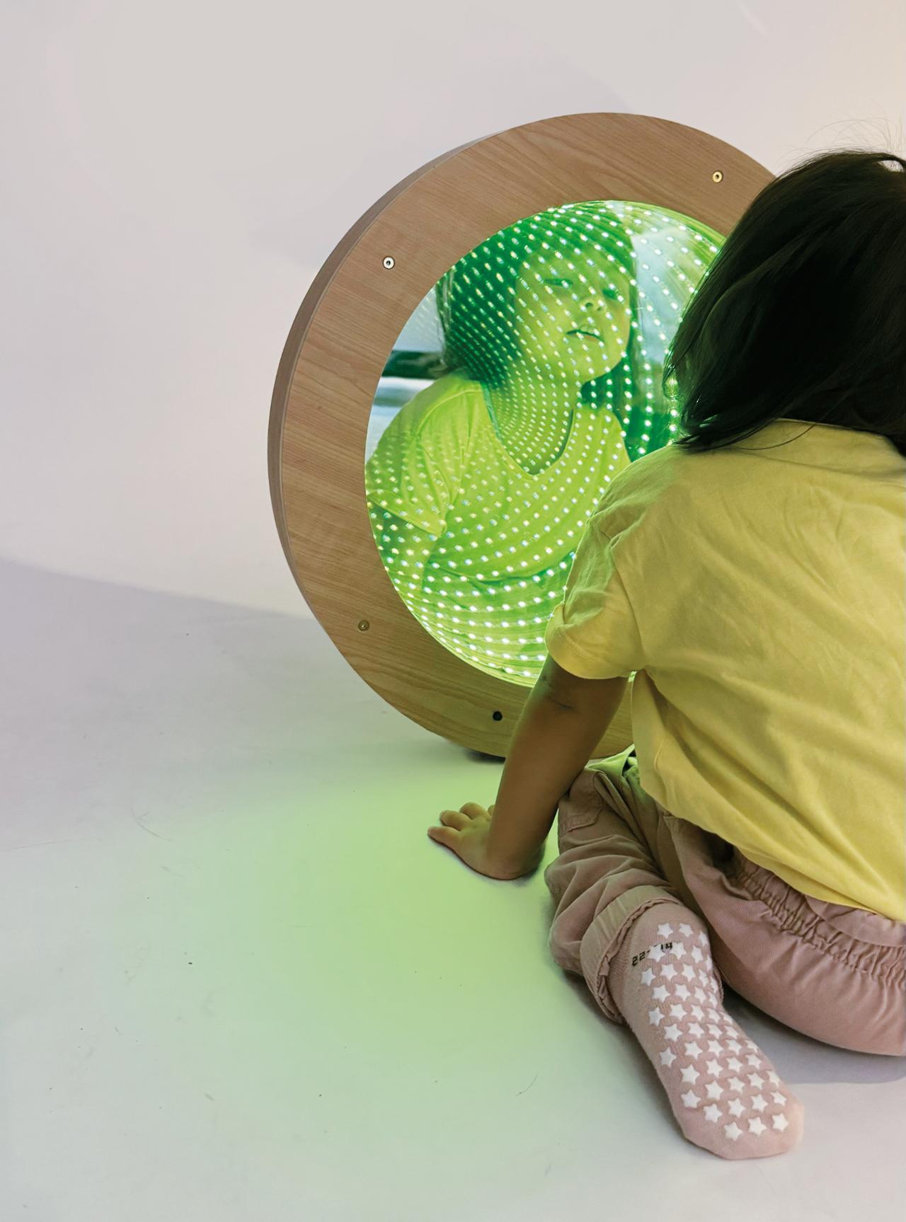 MYPAUZE Evighetsspegel 50 cm diameter | Skola och förskola - Klassrummet / Lära - Sensoriska produkter | Kontorsexperten