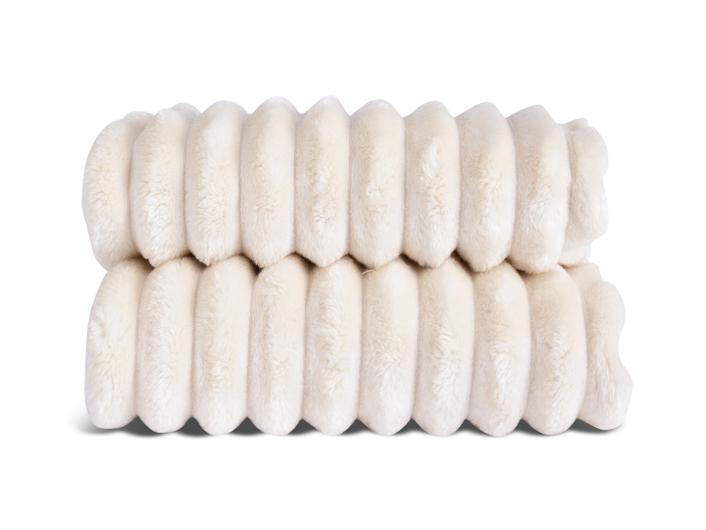 Pläd Esther off white Sagaform | Profilsortiment - Julprodukter - Julprodukter | Kontorsexperten