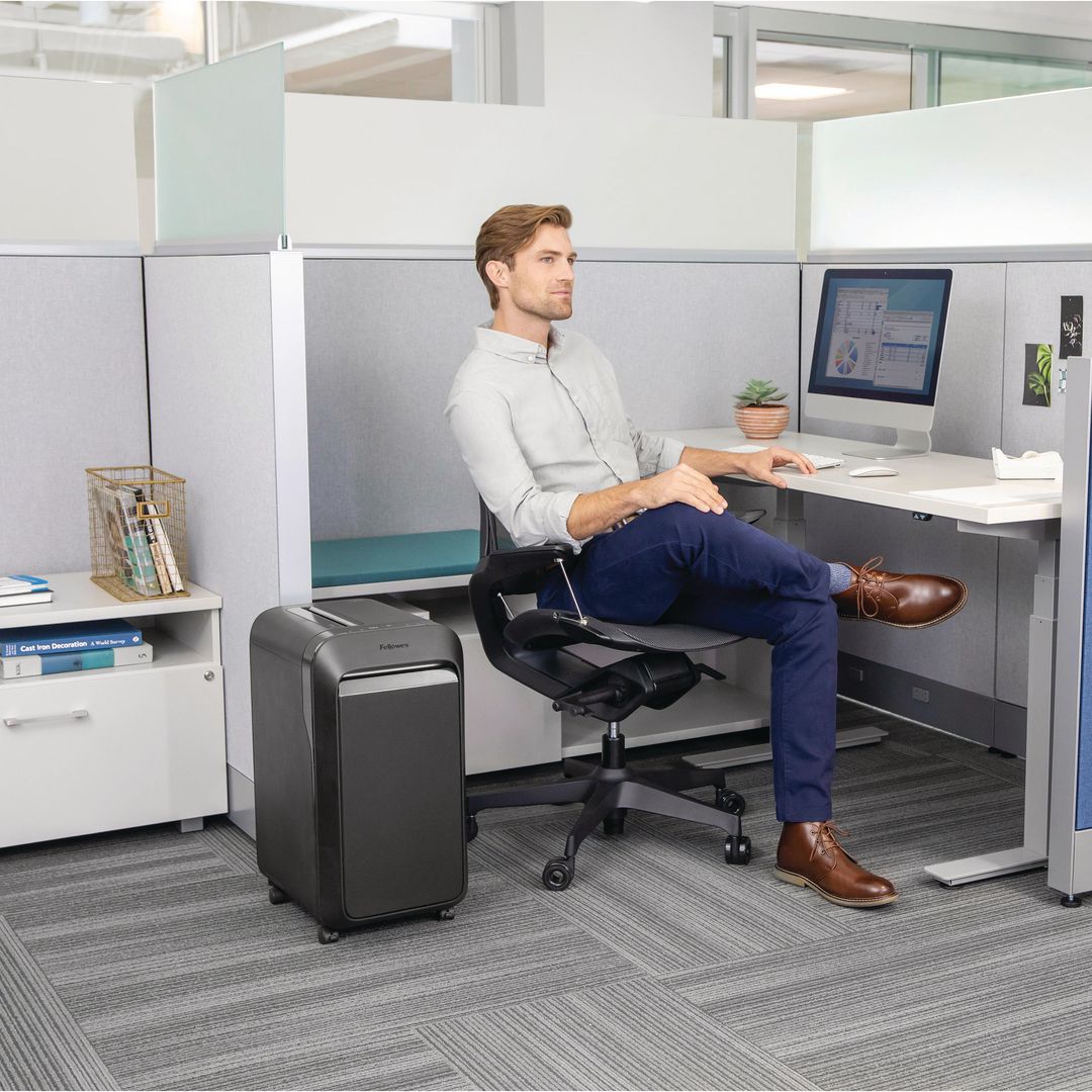 FELLOWES Dokumentförstörare LX220 svart | Kontorsmaskiner - Dokumentförstörare - För 1-5 användare | Kontorsexperten