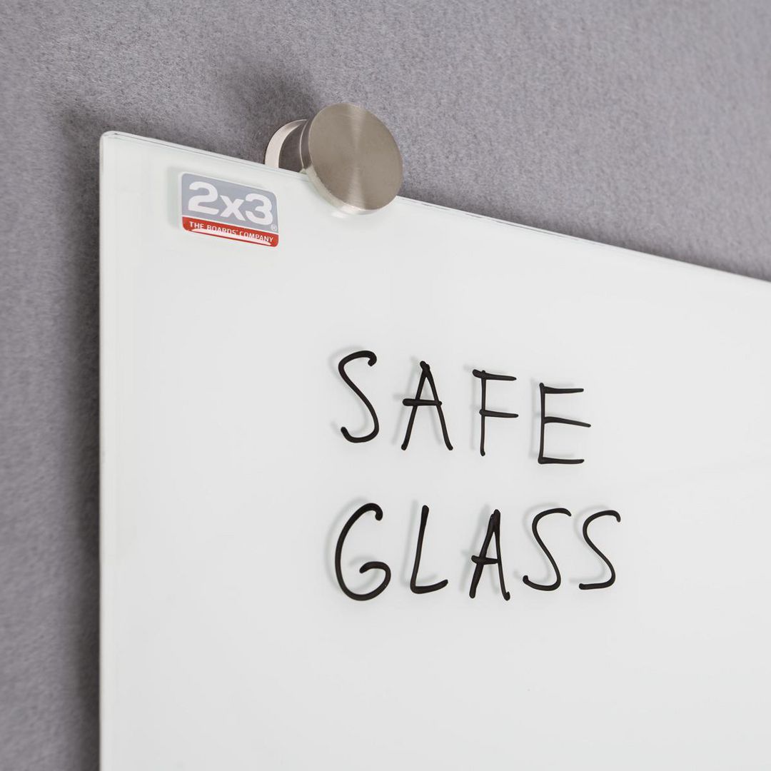2X3 THE BOARDS COMPANY Glastavla Magnetisk vit 90x60cm | Kontorsmöbler och inredning - Whiteboardtavlor och tillbehör - Whiteboardtavlor - Glas | Kontorsexperten