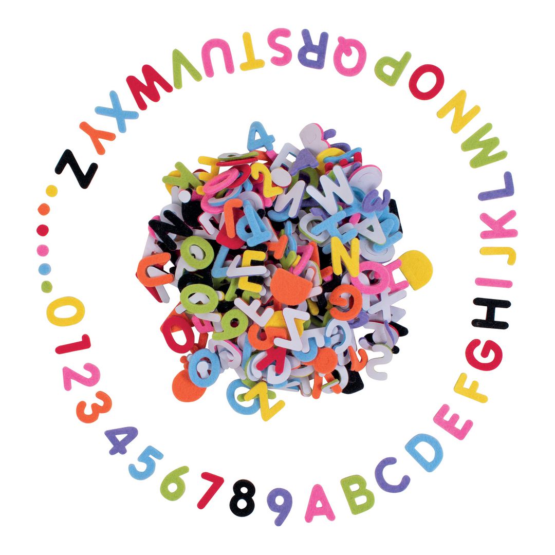 PLAYBOX Filtbokstäver självhäftande 500/fp | Skola och förskola - Hobbymaterial - Bokmärken och stickers | Kontorsexperten