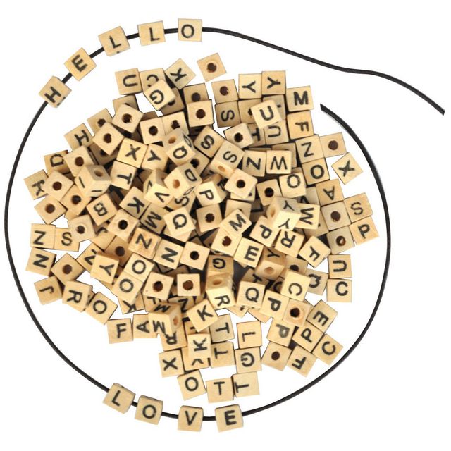 PLAYBOX Träpärlor bokstäver 300/fp | Skola och förskola - Hobbymaterial - Pärlor | Kontorsexperten