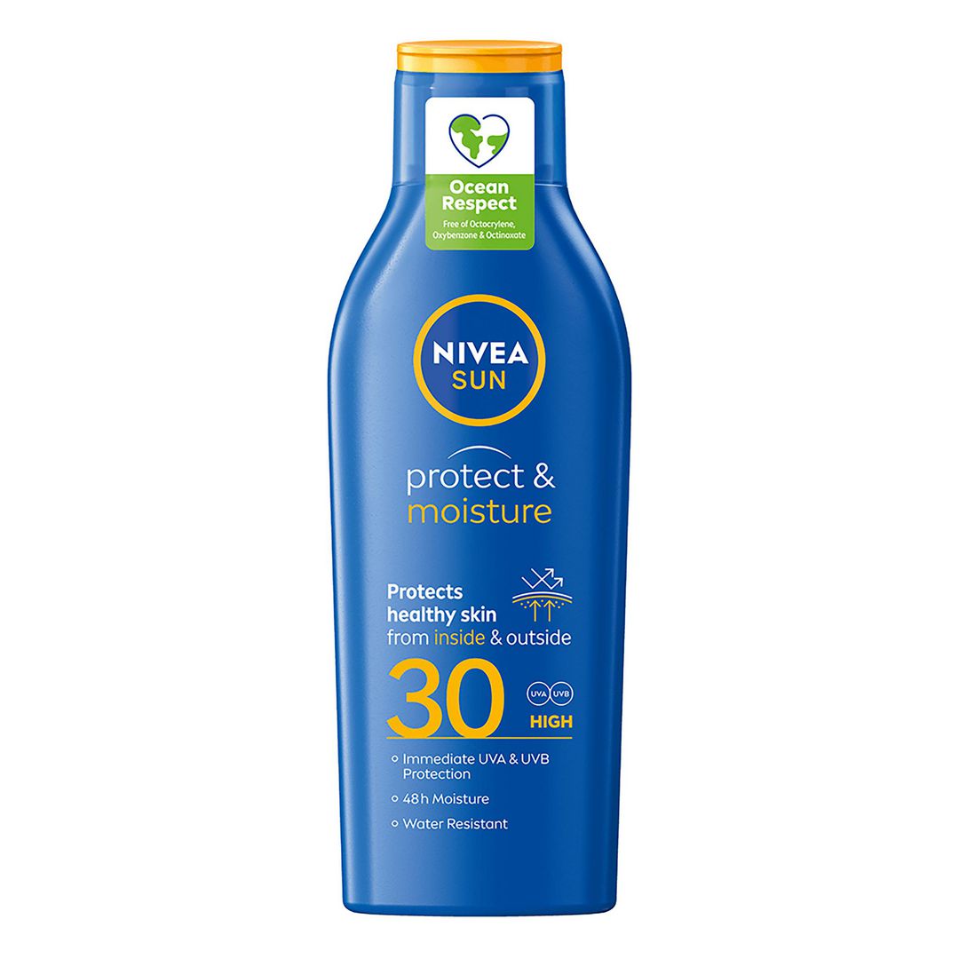 NIVEA Solskyddskräm Protect & Moisture 30 200ml | Sjukvård och omsorg - Hygien - Solskydd | Kontorsexperten