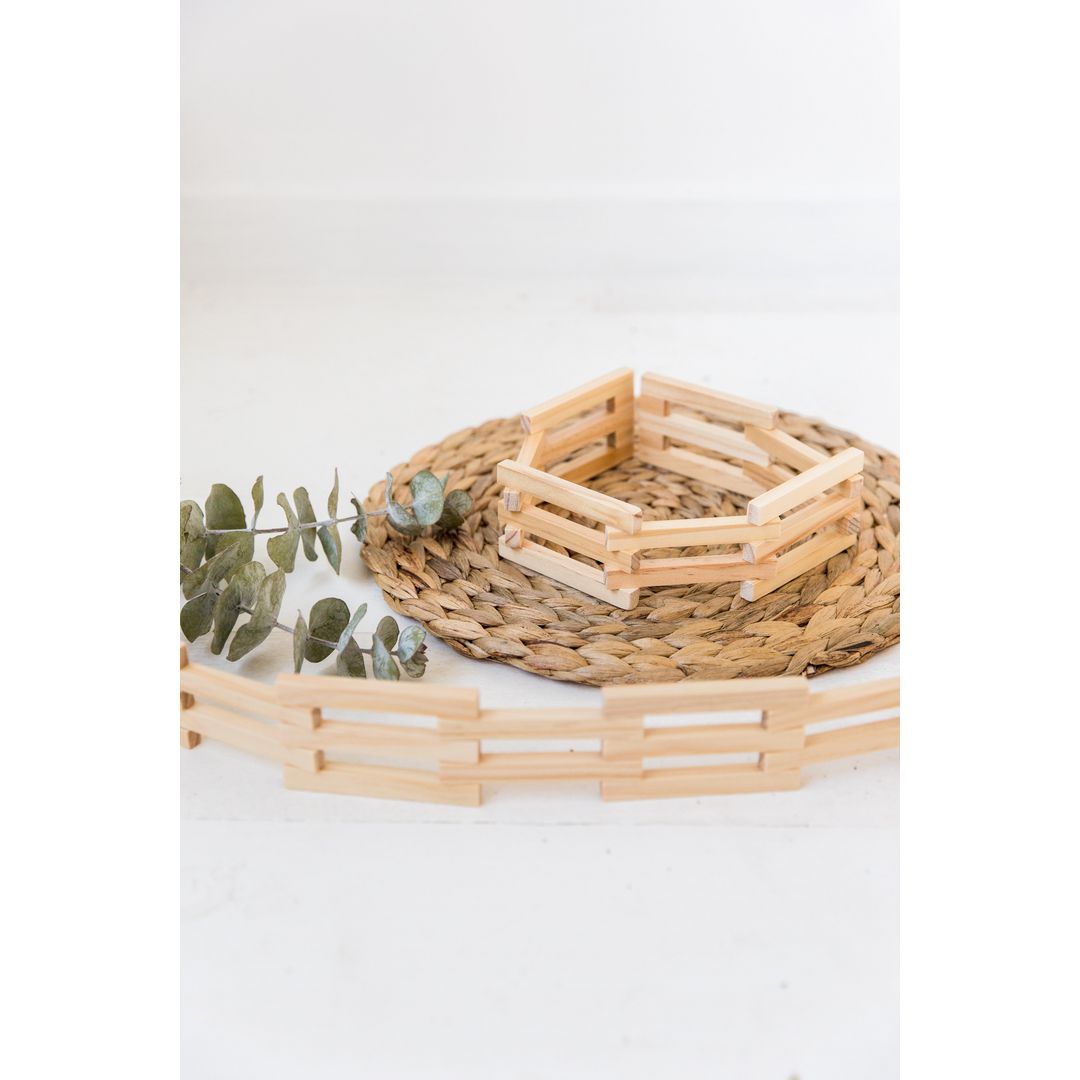 Staket i trä 4 delar | Skola och förskola - Lekmaterial - Dockhus, bondgård och lekhus | Kontorsexperten