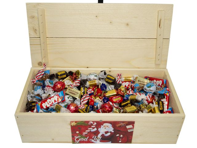 Godis Julbordslåda inslaget 2kg | Kök och servering - Ätbart - Godis och choklad | Kontorsexperten
