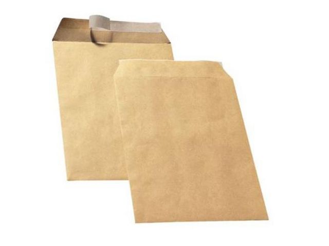 Lyreco Kuvertpåse C4p 229x324mm remsa 250/fp | Emballage och lagerutrustning - Kuvert och postemballage - Kuvert - C4 | Kontorsexperten