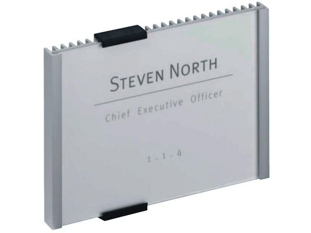 Durable INFORMATIONSSKYLT skylthållare, väggmonterbar, aluminium och akryl, 149 x 105,5 mm, silver | Kontorsmöbler och inredning - Tavlor ställ och ramar - Dörrskyltar | Kontorsexperten