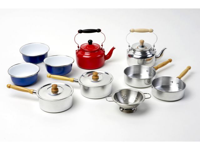 MICKI Köksset 14 delar | Skola och förskola - Lekmaterial - Kök och matlek | Kontorsexperten