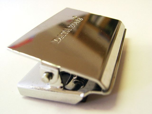 Pappersklämma med magnet, stark magnetisk baksida, 53 mm | Kontorsmaterial - Till skrivbordet - Pappersklämmor | Kontorsexperten