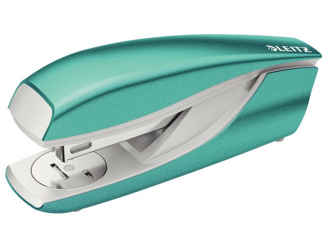 Leitz Häftapparat 5502 30 ark WOW isblå | Kontorsmaterial - Till skrivbordet - Häftapparater - Manuella | Kontorsexperten