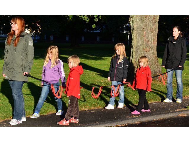 Promenadrep | Skola och förskola - Idrott, hälsa och rörelse - Västar, reflexer och promenadrep | Kontorsexperten